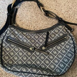 Dooney & Bourke Shoulder Bag